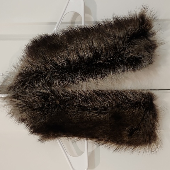 NWOT Real Fox Fur Long Collar Brown